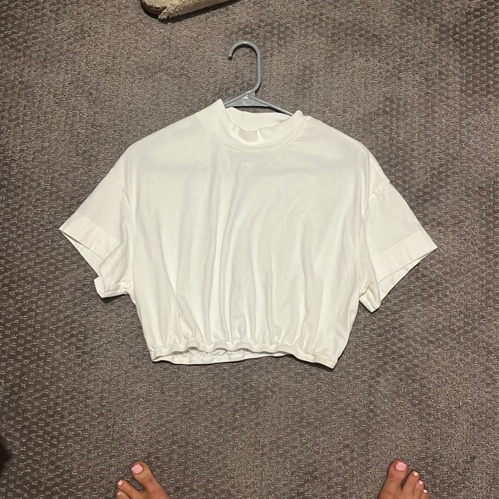 Alo dreamy crop top
